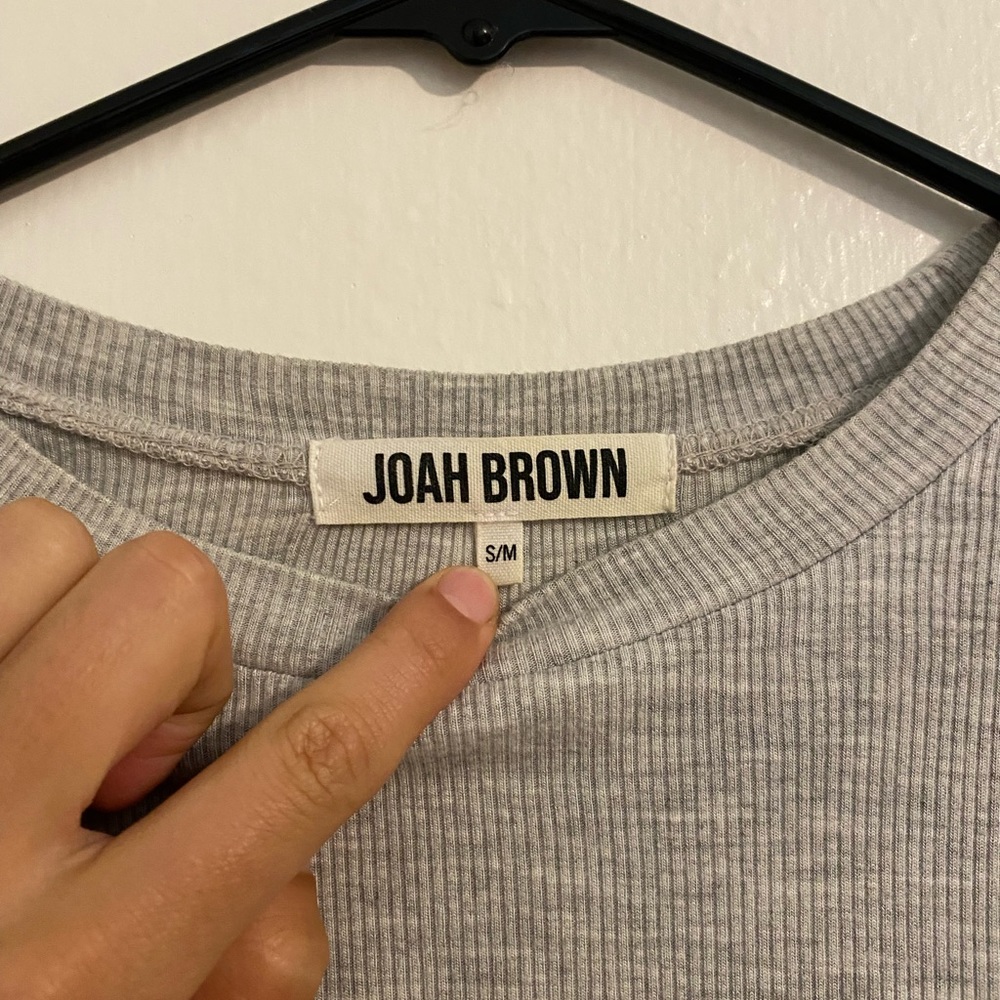 Joah Brown long sleeve crop top